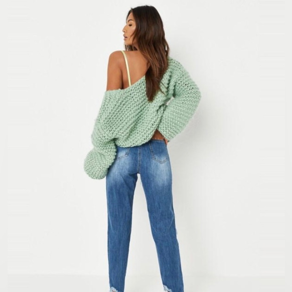 Missguided Ripped Jeans - Picture 2 of 4